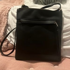 Black crossbody purse